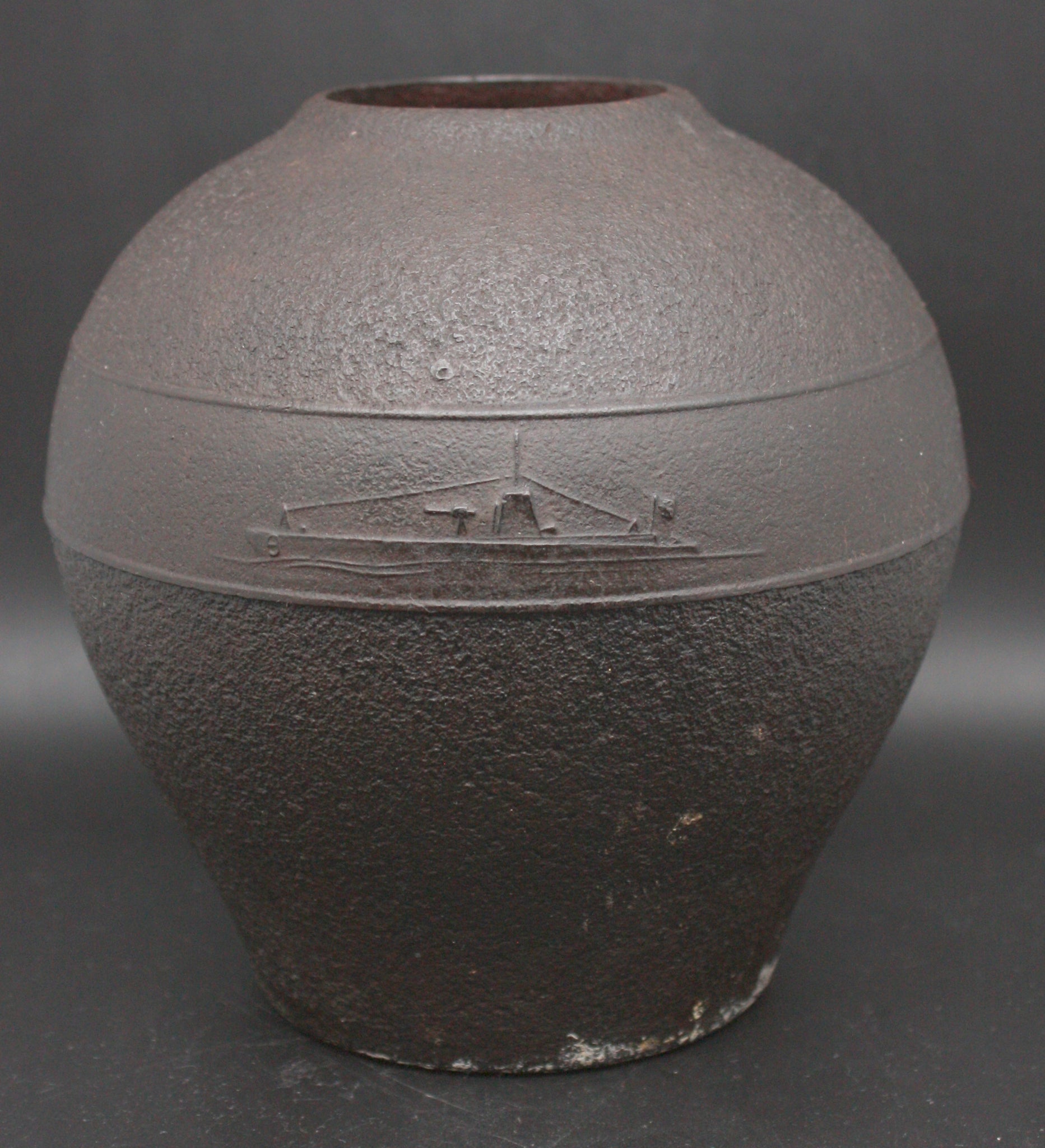 Very Rare Antique Japanese Military 1938 9th Submarine Division China Incident Cast Iron Vase
