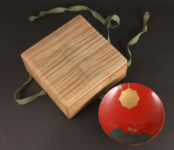 Antique Japanese Military 1911 Patriotic Women's Association Medal Lacquer Sake Cup